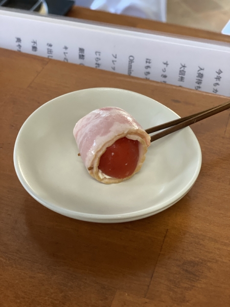 トマトのクリームチーズ詰め